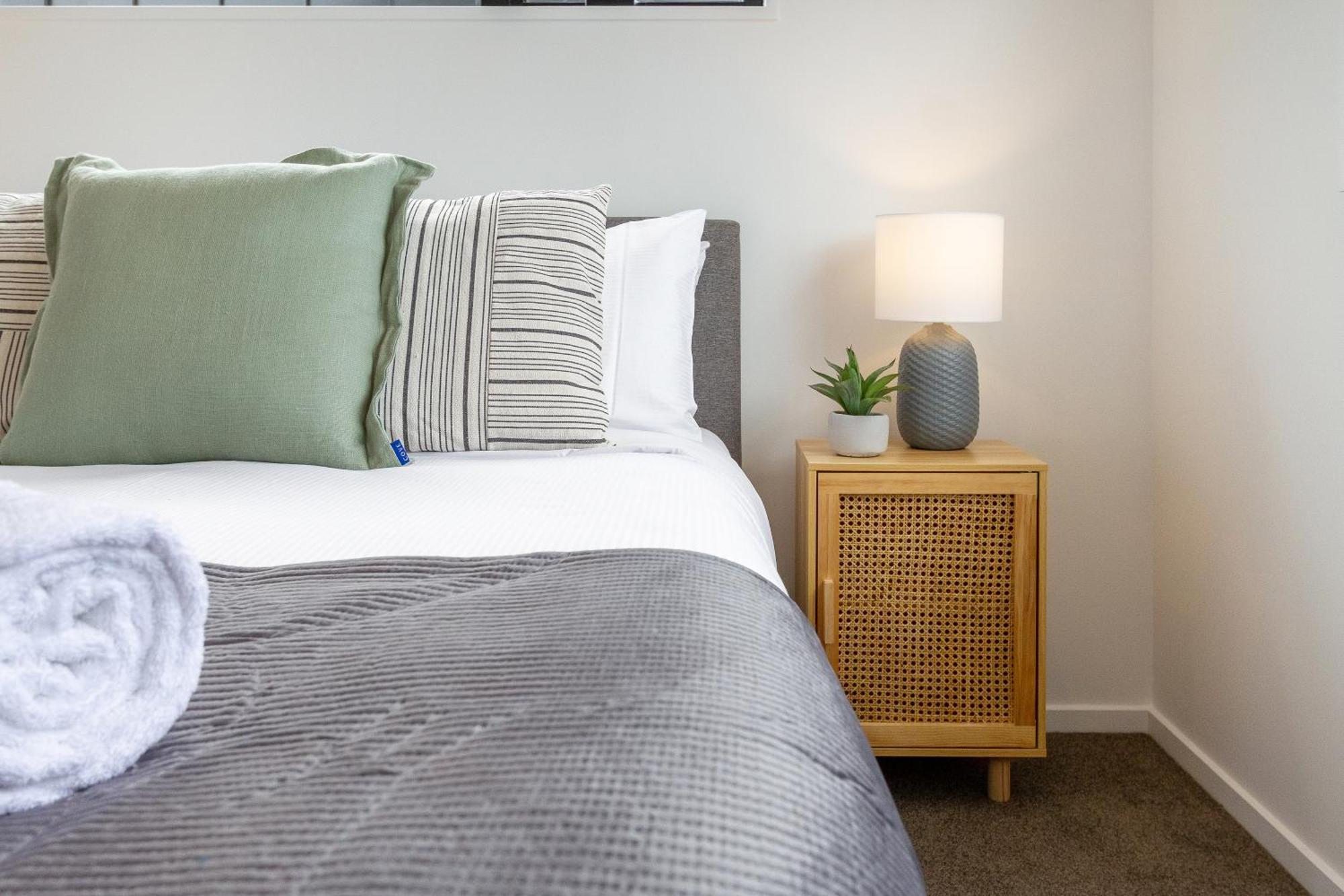 2Br Townhouse: Cosy, Close To City, Car Park Christchurch Exteriér fotografie