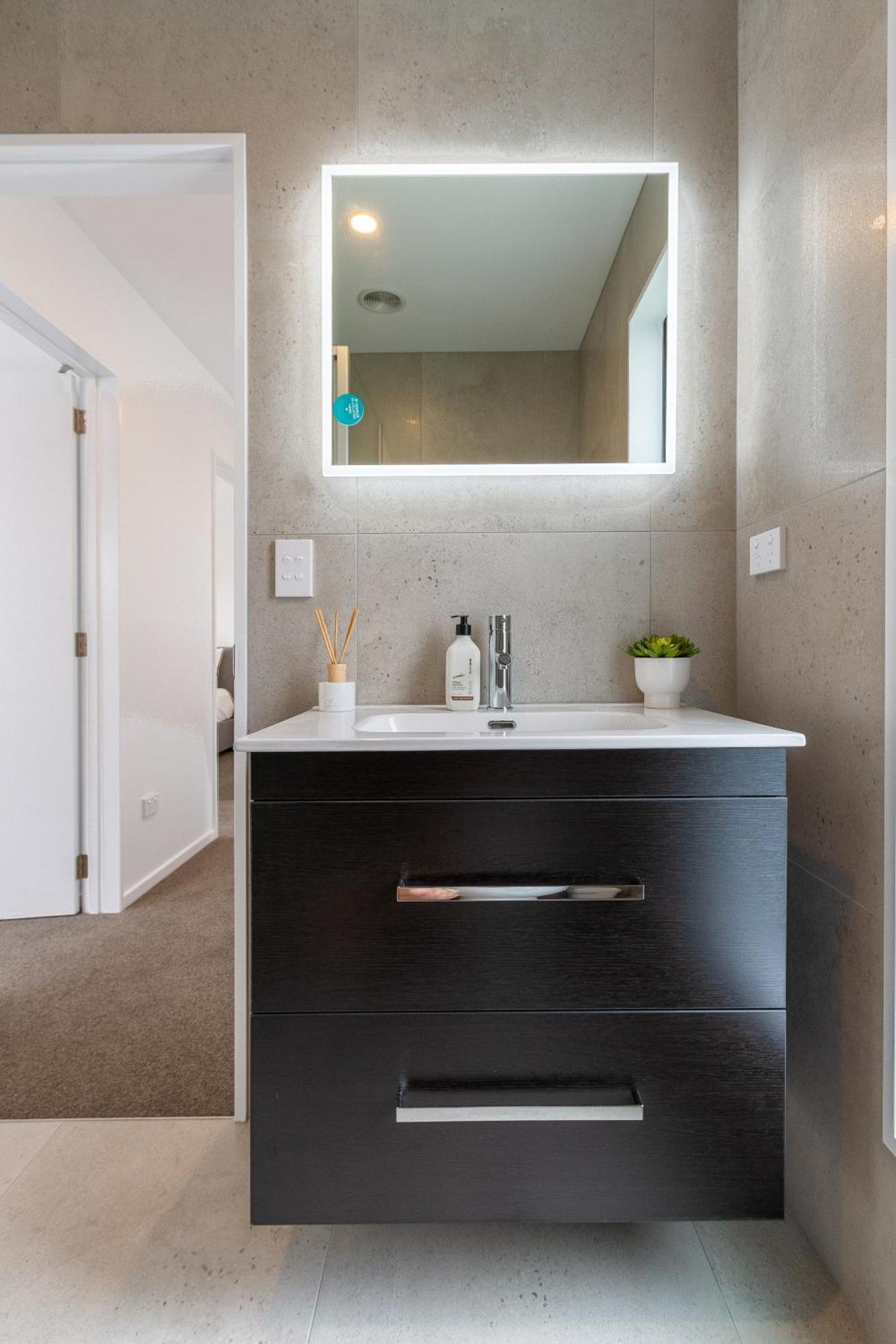 2Br Townhouse: Cosy, Close To City, Car Park Christchurch Exteriér fotografie